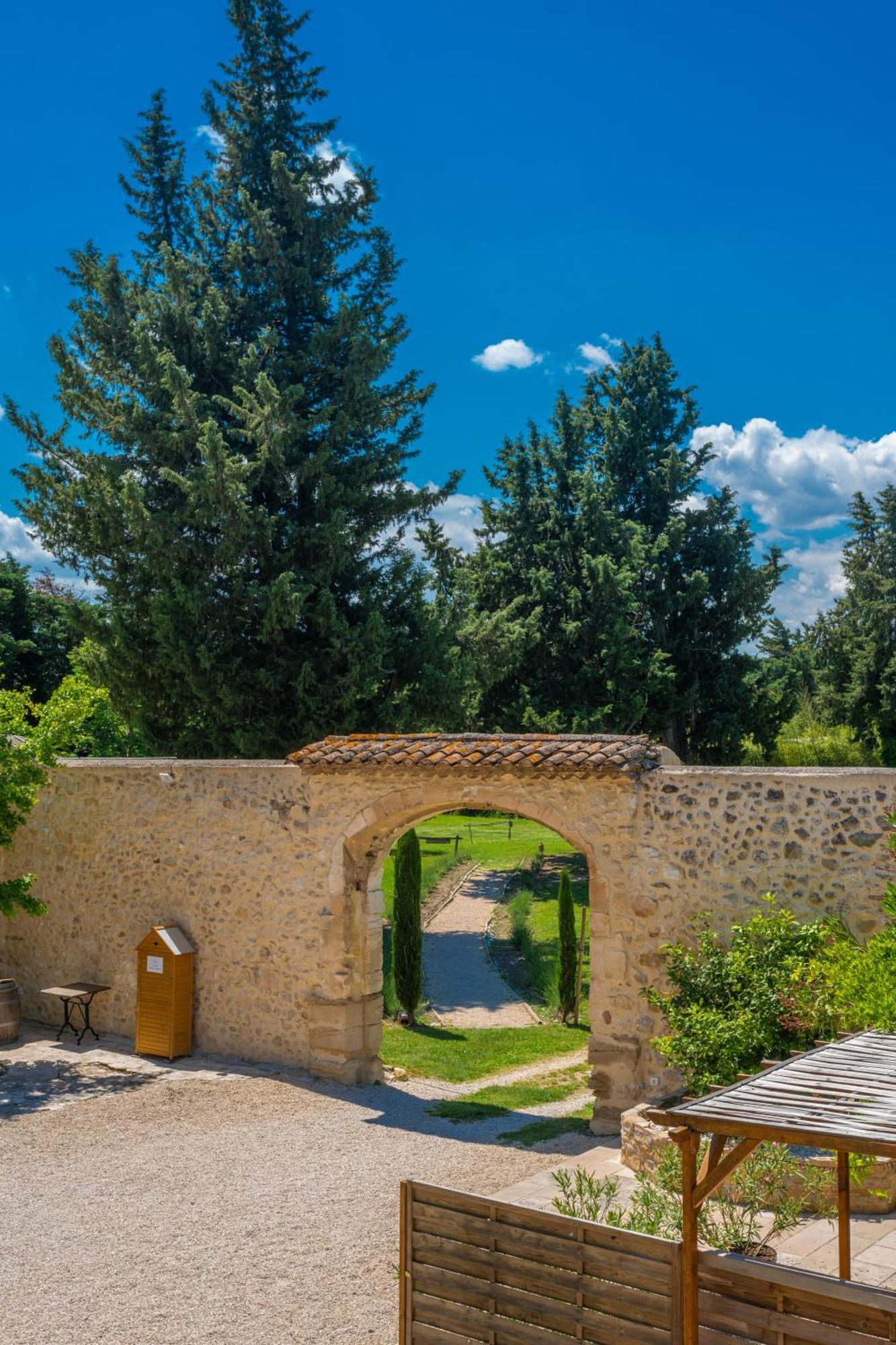 Le Mas De La Vincane Pernes-les-Fontaines Εξωτερικό φωτογραφία